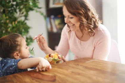 How to Encourage Healthy Eating Habits in Children