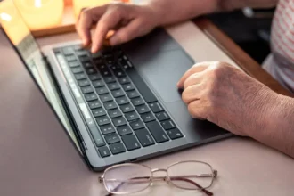 How to Make an Old Laptop Faster